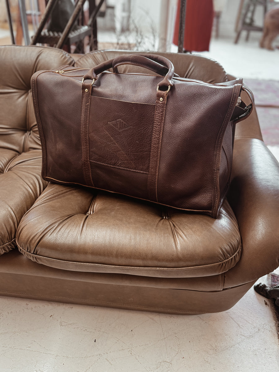 Buffalo 🦬 Duffle Bag – Finns Fickle Goods